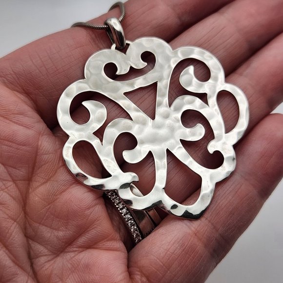 Silpada Eden Sterling Silver 925 Hammered Cut Out Pendant Necklace 18" + 2" - Picture 4 of 11
